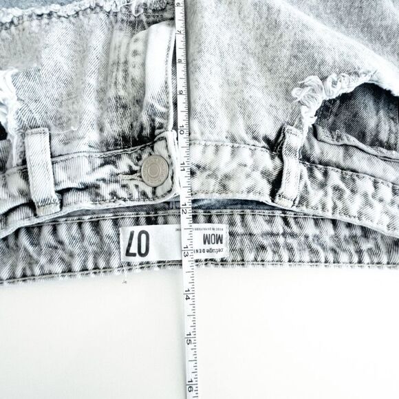 Refuge Denim Womens Mom Jeans Patchwork Two Tone Light Blue Wash Size 7 - Picture 9 of 10